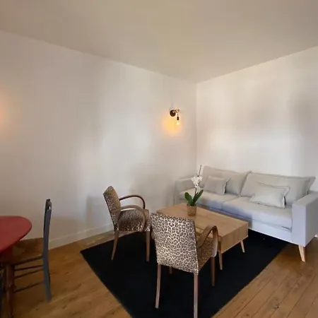 Nice 46M With Garden In Nantes!