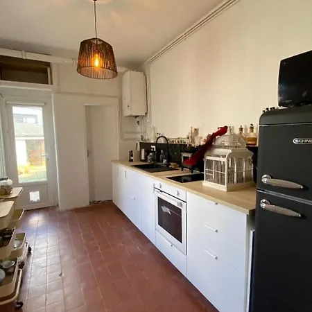 Nice 46M With Garden In Nantes!
