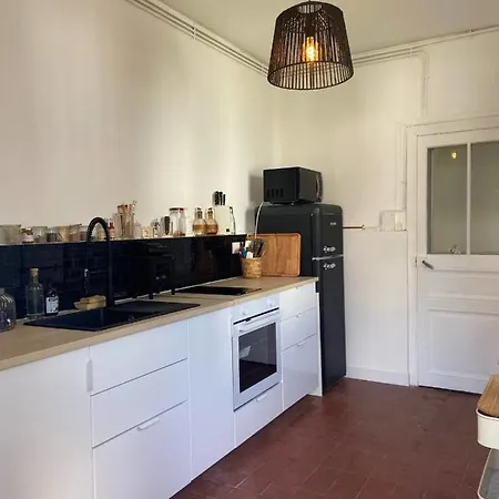 Nice 46M With Garden In Nantes!